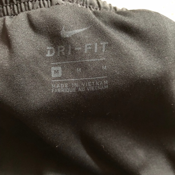 Nike dri-fit athletic shorts - Picture 4 of 6